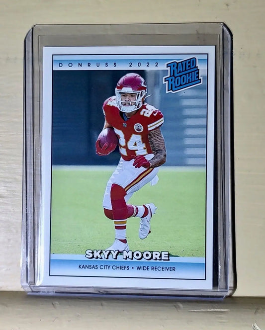 Skyy Moore 2022 NFL Panini #20 Rated Rookie Retro Football Card 1/4094 - Football Card Single