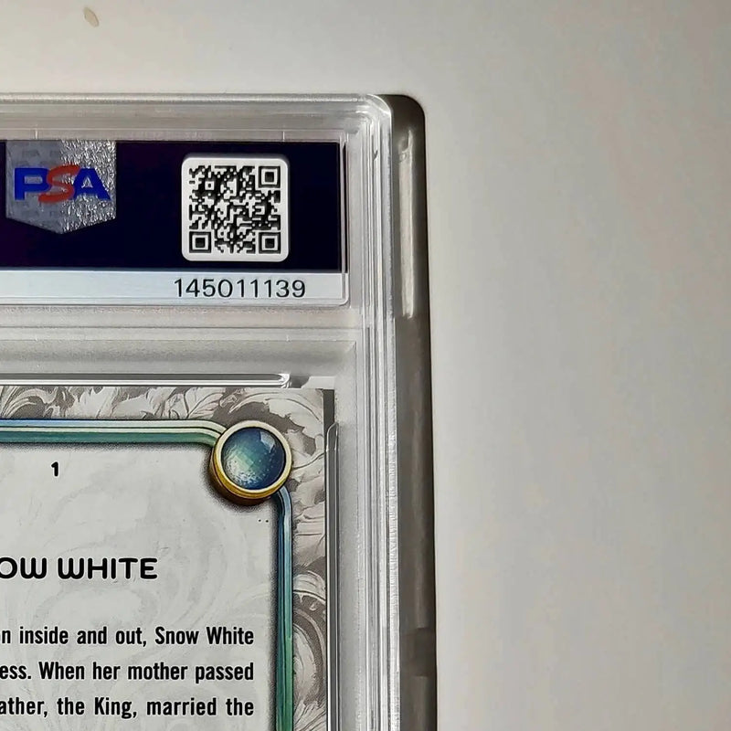 Snow White 2025 Topps Disney #1 Winter Snow White and the Seven Dwarfs PSA 9 - Non-Sports Card Single