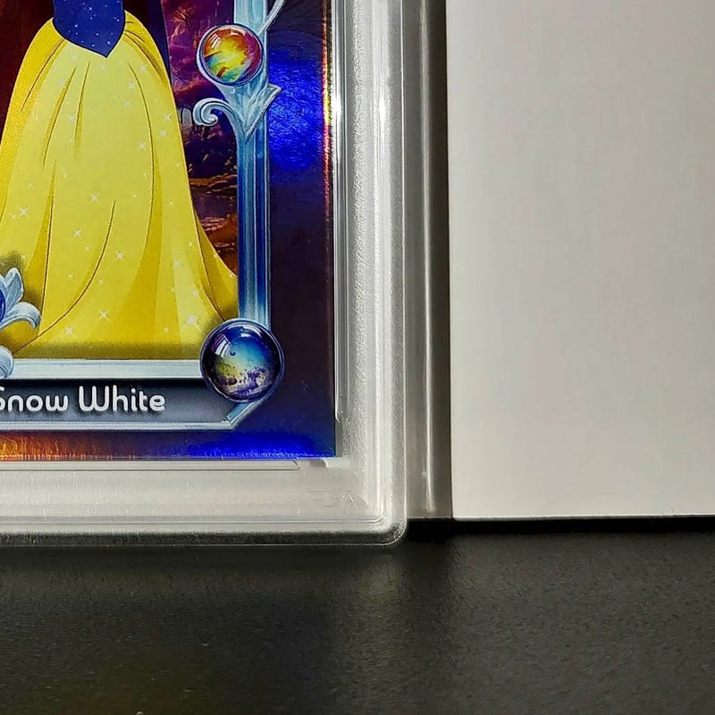 Snow White 2025 Topps Disney Cartoon Princess #151 Card PSA 8 - Non-Sports Card Single