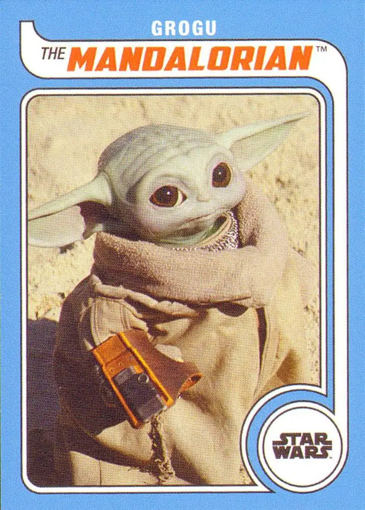 Green alien with large eyes in beige cloth from Star Wars Topps Hockey trading cards