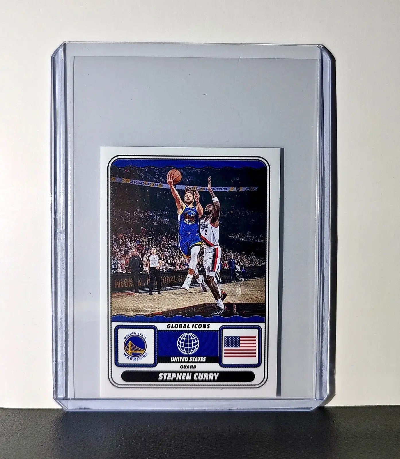 Stephen Curry Global Icons 2024-25 Panini NBA #60 Sticker Golden State Warriors