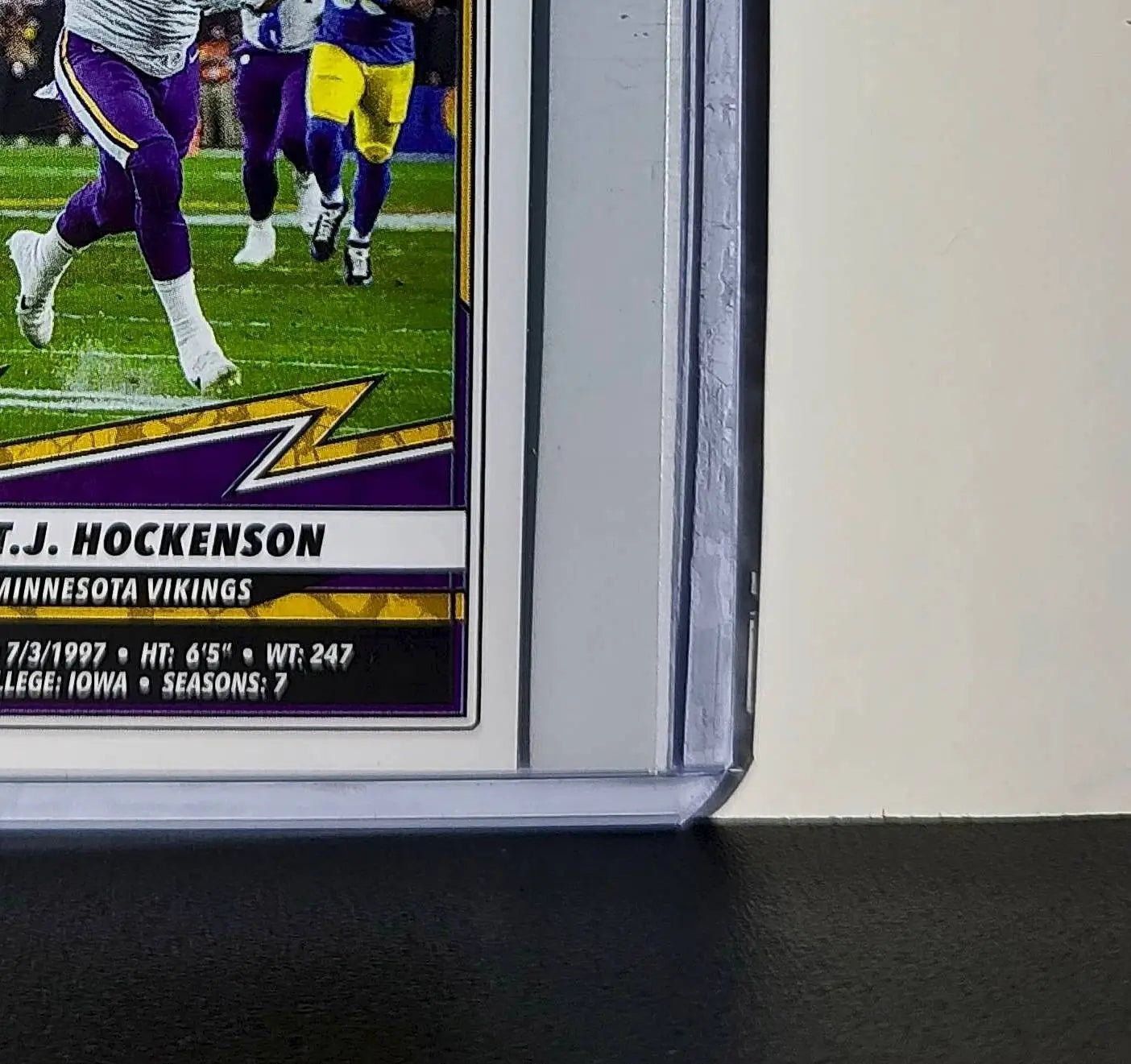 T.J. Hockenson 2025 Panini NFL #413 Sticker Minnesota Vikings