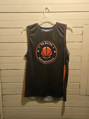 TD Elite Basketball Jersey Mens M Reversible 24 Beck Black White Sleeveless - Sports Memorabilia