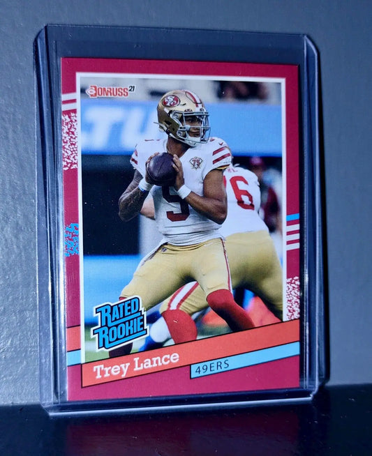 Trey Lance 2021 Panini NFL Rated Rookie Retro #3 Rookie Card 1/2231 - Football Card Single