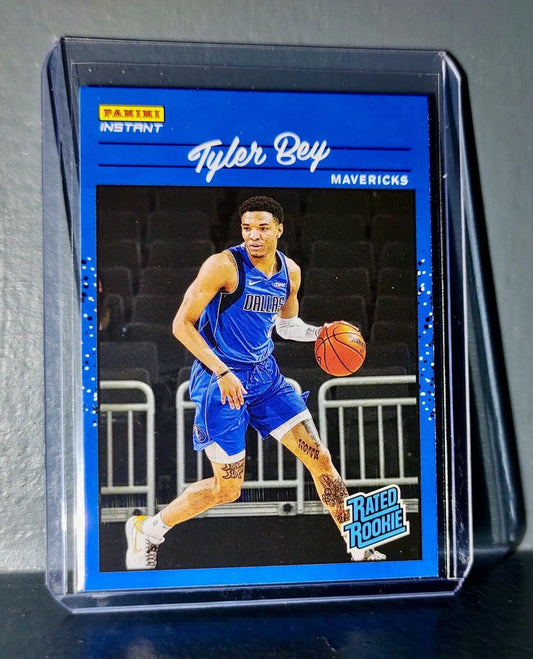 Tyler Bey 2020-2021 Panini NBA Instant #32 Rated Rookie Retro Card 1/3558 - Basketball Card Single