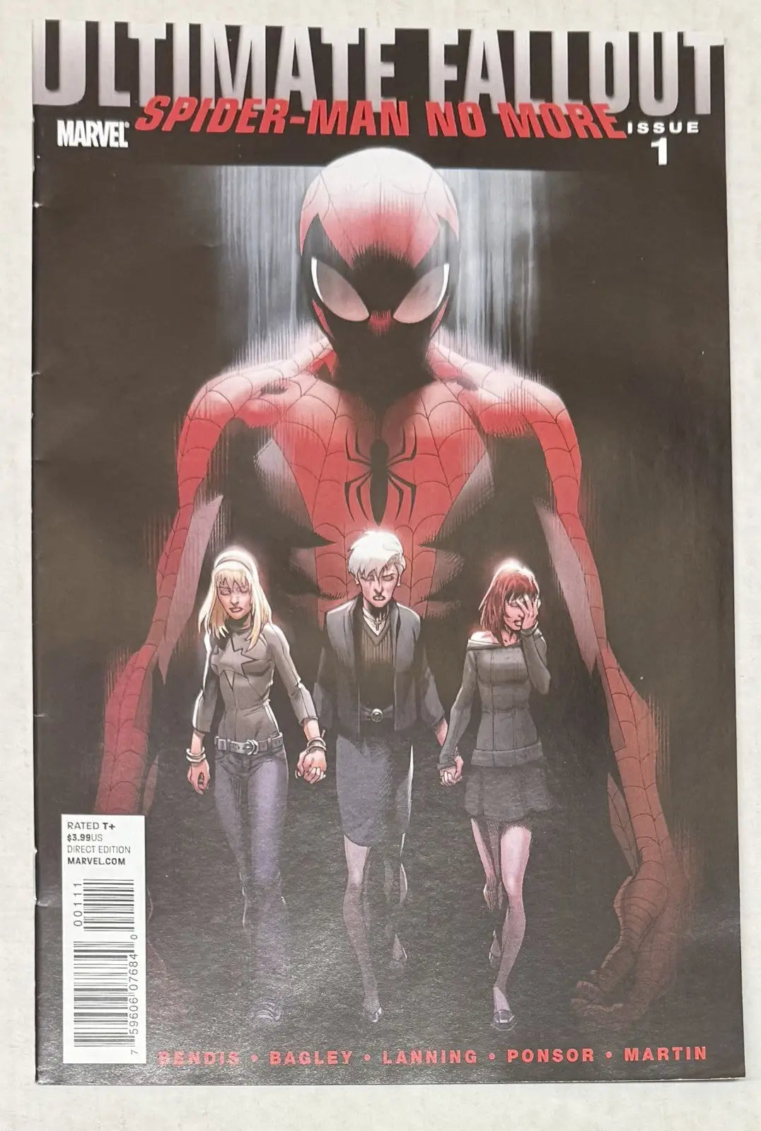 Ultimate Fallout #1 Spider-Man No More First print Marvel 2011 Bagley/Bendis - Comic Book