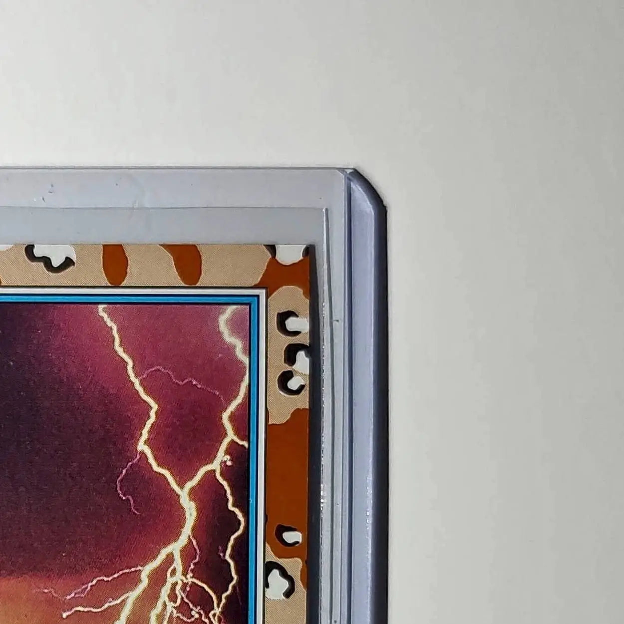 Unit Sizes – A 1991 Topps Desert Storm #141 Card