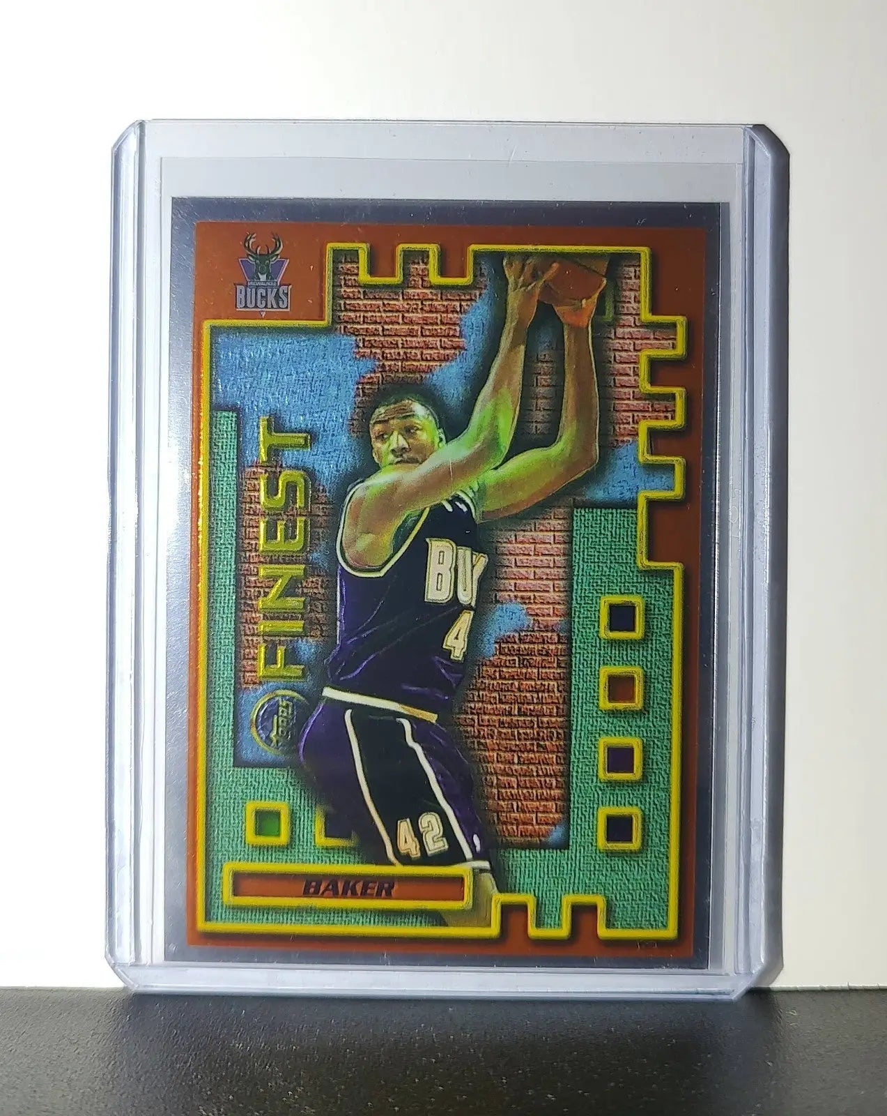 Vin Baker 1995-96 Topps Finest NBA #M36 Mysterly Bucks