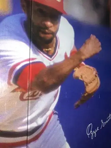 Vintage 1984 Sports Illustrated OZZIE SMITH Poster St Louis Cardinals #4593 RARE - Sports Memorabilia