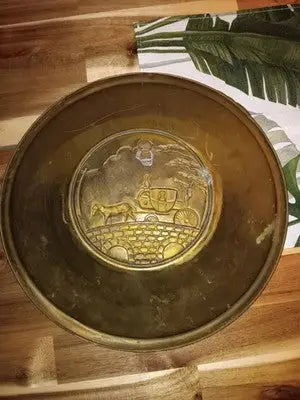 Vintage London England Brass Souvenir Plate Very Good Condition As Seen