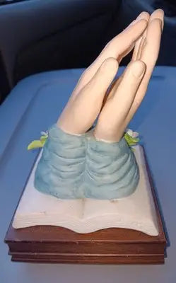 Vntg 1989 Music Box Praying Hands - Jonathon Byron-Signed -Plays ’Amazing Grace’ - Collectibles