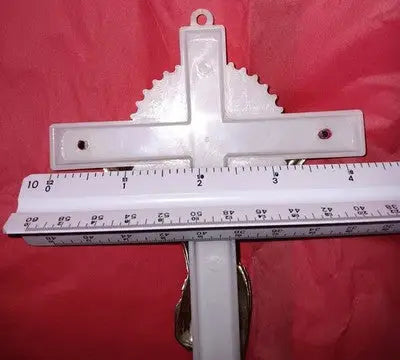 Vtg Faux 8’’x4’’ White Plastic INRI White Crucifix Wall Hanging Christianity Art - Other