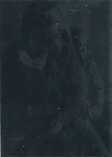 Hand silhouette against dark background for Walking Dead Poster Card Chase Card D7