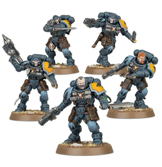 Warhammer 40k Space Wolves miniatures from Hounds of Morkai set, perfect for Warhammer 40k space campaigns