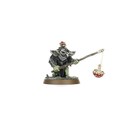 Miniature Hooded Rat Warrior Figurine for Gloomspite Gitz Squig Herds in Gaming