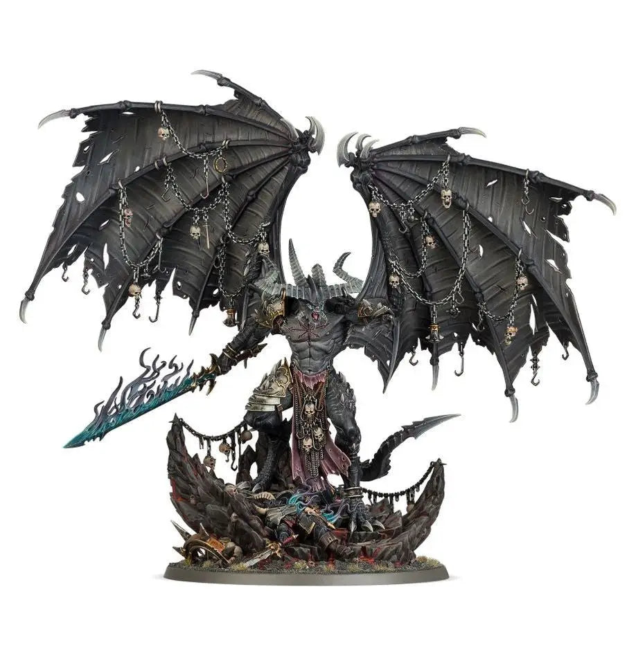 Detailed miniature of a dark master daemon prince with wings, flaming sword, and skull chains in Warhammer Slaves to Darkness Belakor the Dark Master