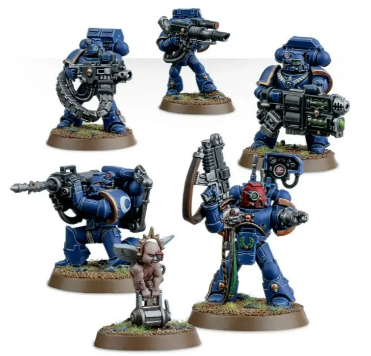 Blue-armored Space Marine squad with heavy weapons from Warhammer Space Marines Devastator Squad