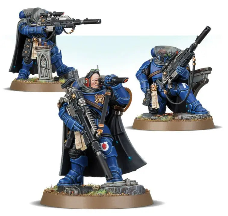 Warhammer Space Marines Primaris Eliminators with blue armor, snipers, and binoculars