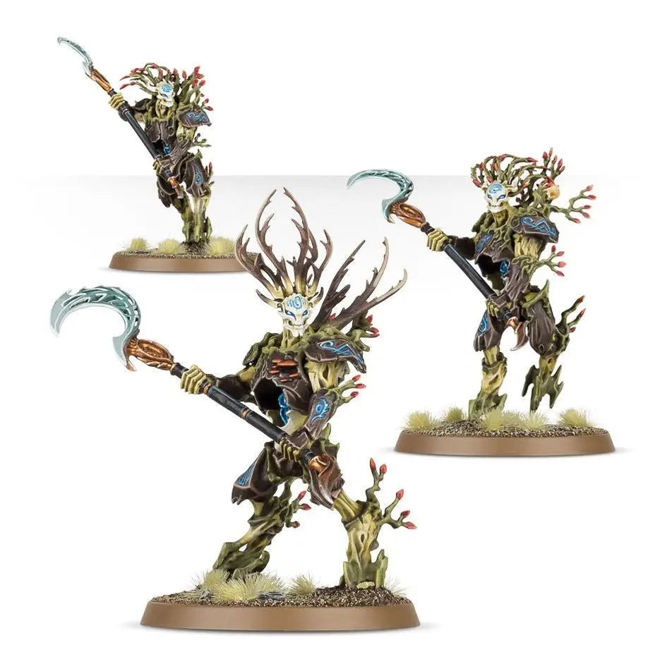 Three Sylvaneth Branchwych miniatures with unique headpieces and staffs from Warhammer Kurnoth Hunters