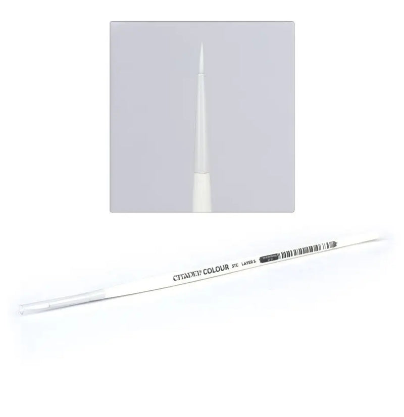 Warhammer Synthetic Small Layer Brush for detailed painting and layering skills