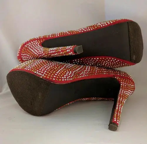 Women’s Breckelle’s Red Stilettos silver and gold rhinestone textured size 7 1/2 - Apparel
