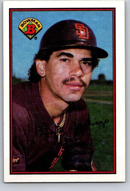 1989 Bowman #453 Benito Santiago NM-MT San Diego Padres Baseball Card Image 1